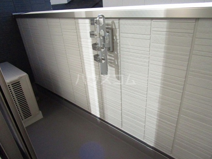 15/27 バルコニー