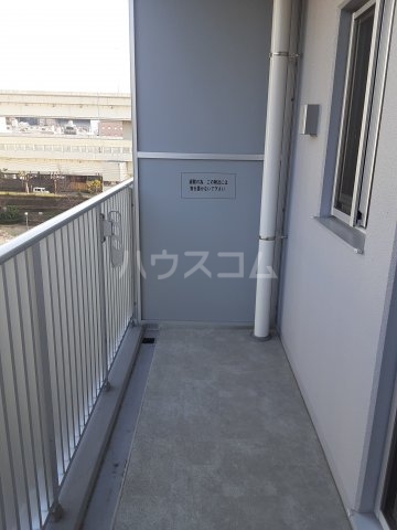 23/30 バルコニー