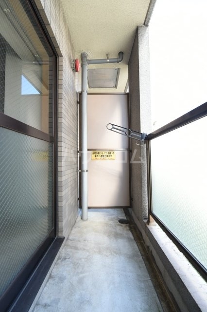 19/30 バルコニー