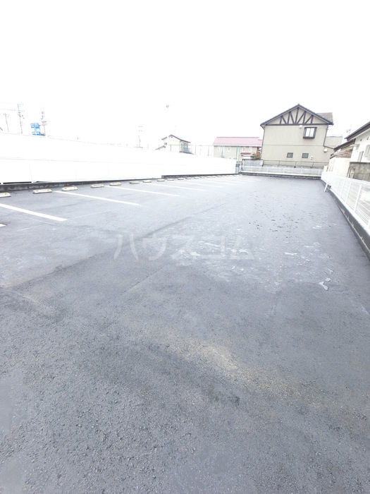 17/25 駐車場