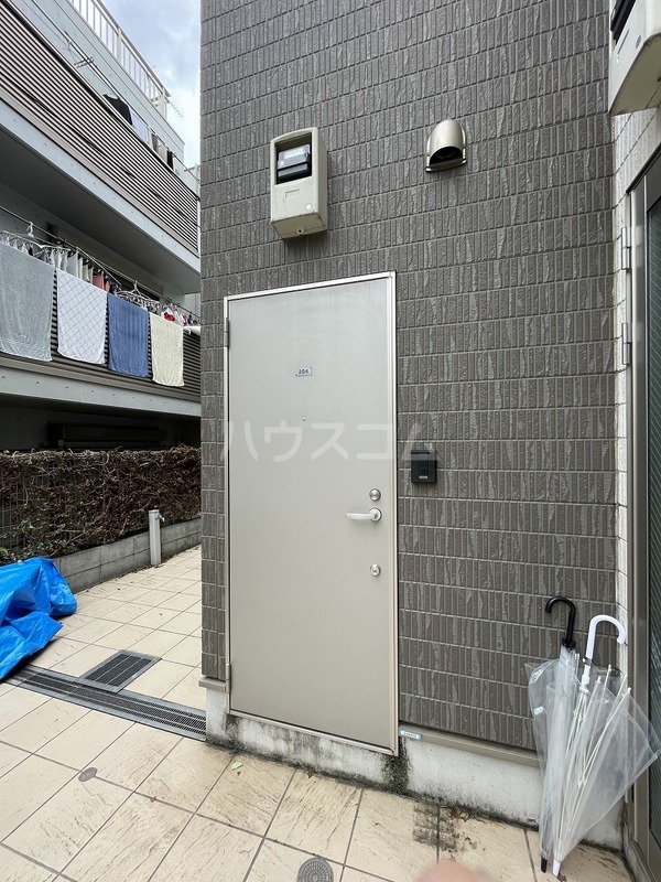 15/25 エントランス