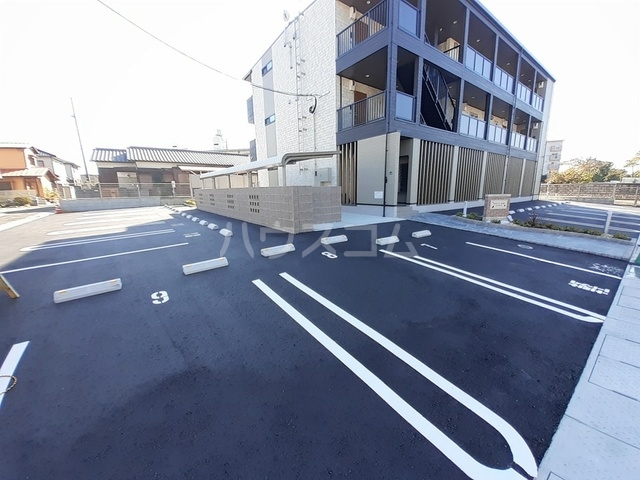 2/8 駐車場