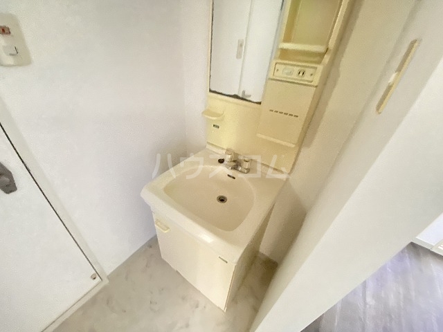 19/30 洗面