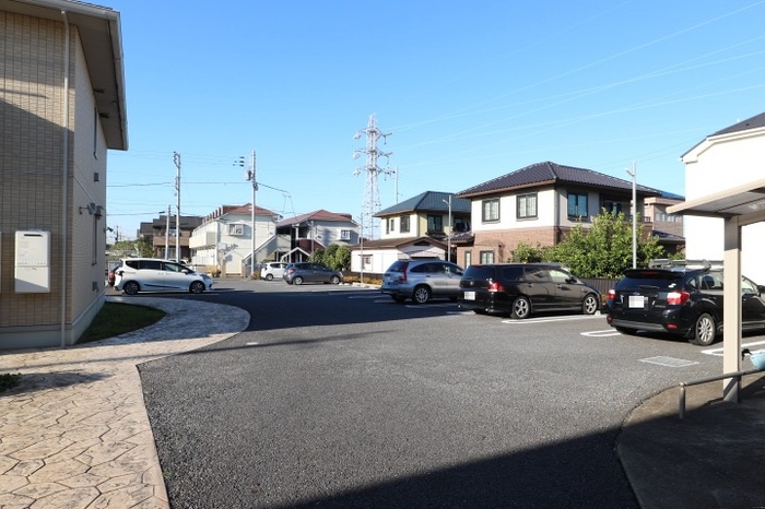 2/7 駐車場