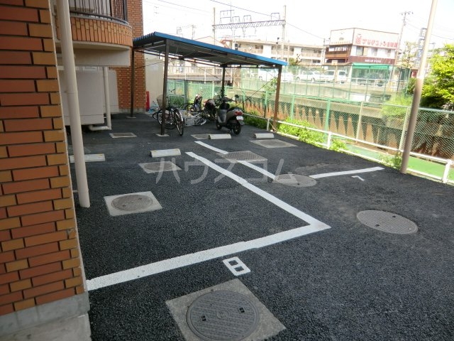 22/30 駐車場