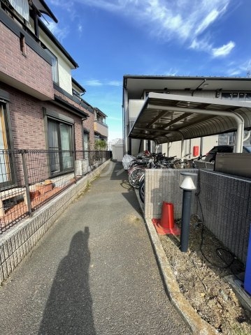 21/30 エントランス