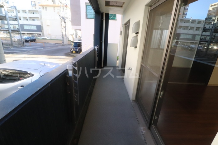 13/19 バルコニー