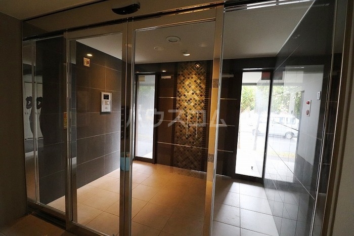 2/6 エントランス