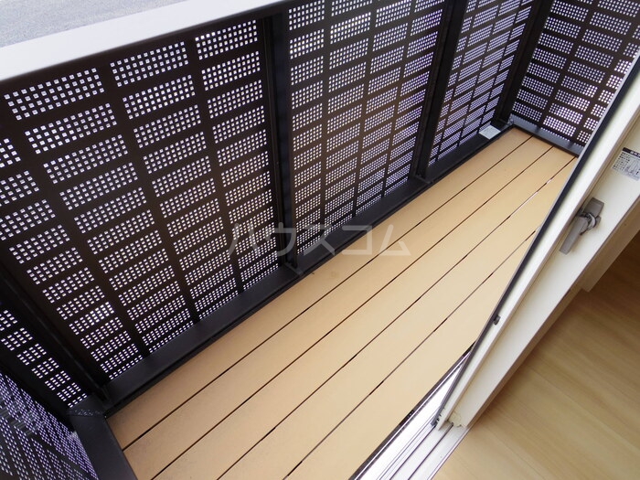 14/22 バルコニー