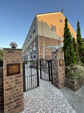 23/30 エントランス