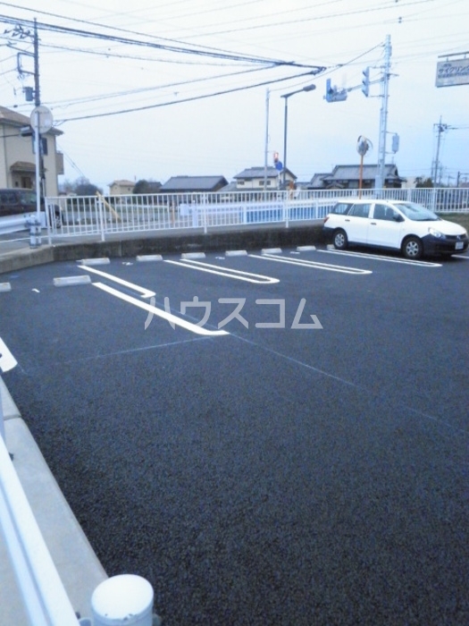 17/26 駐車場