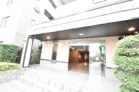 14/19 エントランス