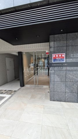 21/30 エントランス