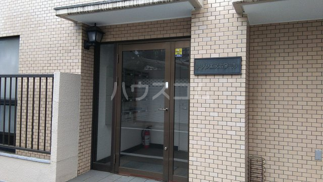 20/27 エントランス