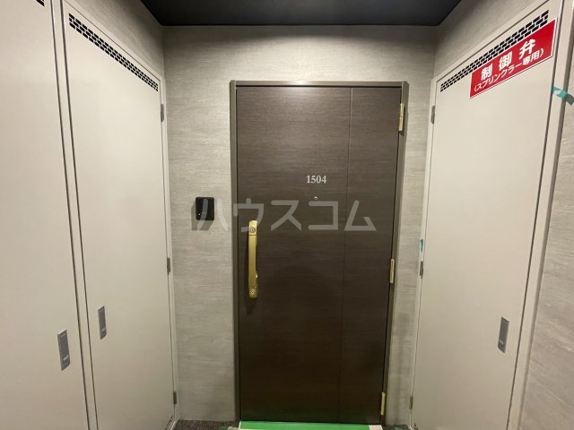 29/30 エントランス