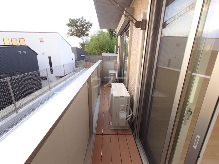 20/30 バルコニー