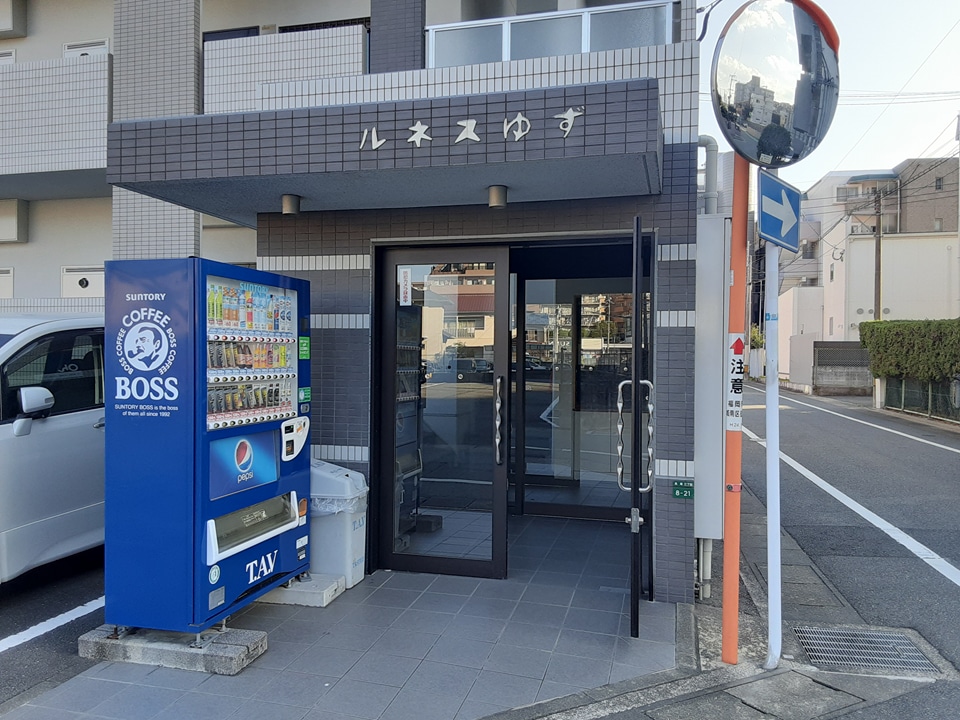 2/5 エントランス