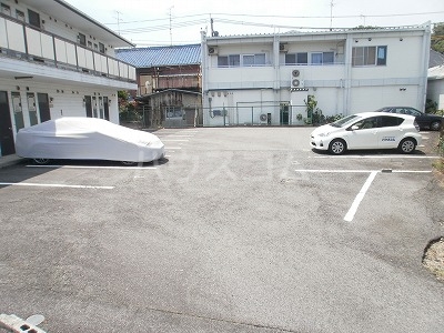 16/20 駐車場