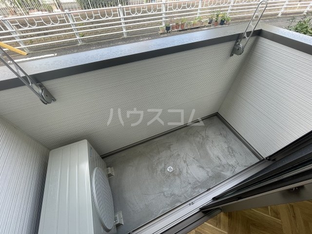 20/28 バルコニー