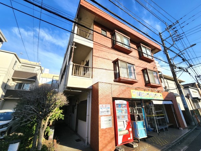 29/30 エントランス