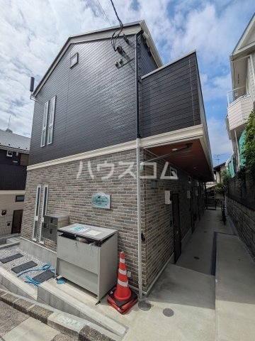 22/30 エントランス