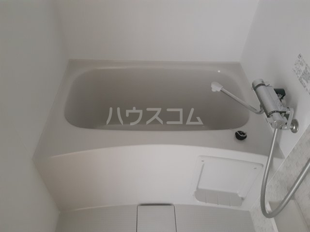 16/30 浴室
