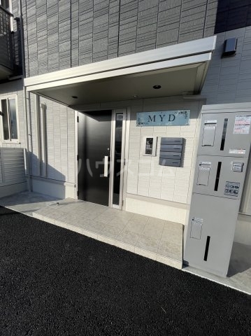 28/30 エントランス