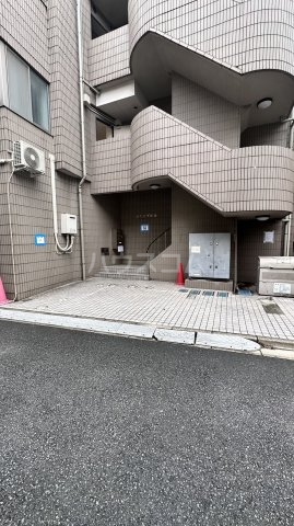 29/30 エントランス