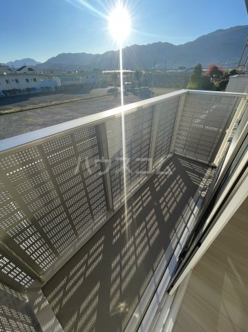 20/28 バルコニー