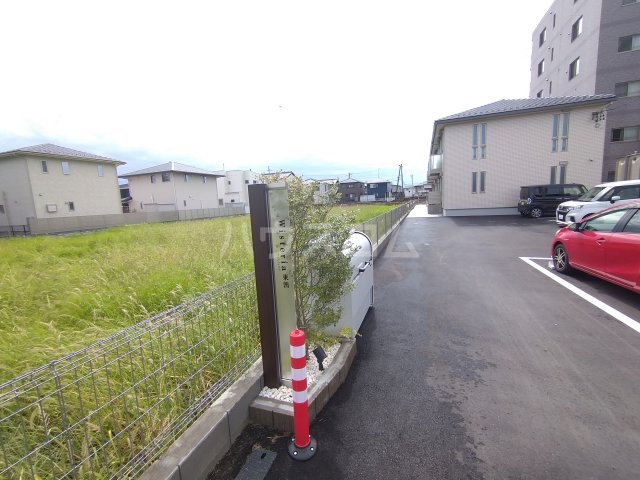 3/10 エントランス