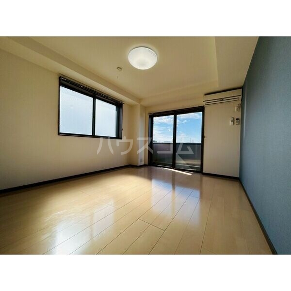 16/27 バルコニー