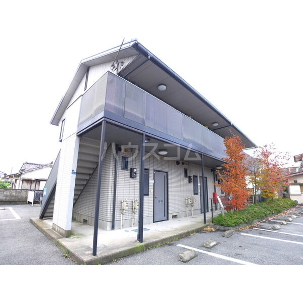 14/14 駐車場