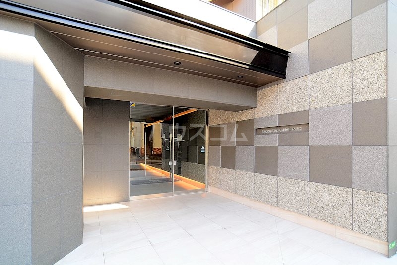 2/3 エントランス