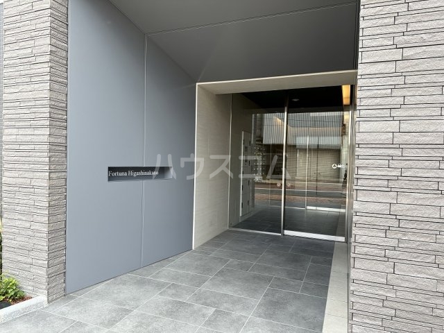 19/22 エントランス