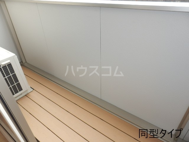 14/28 バルコニー