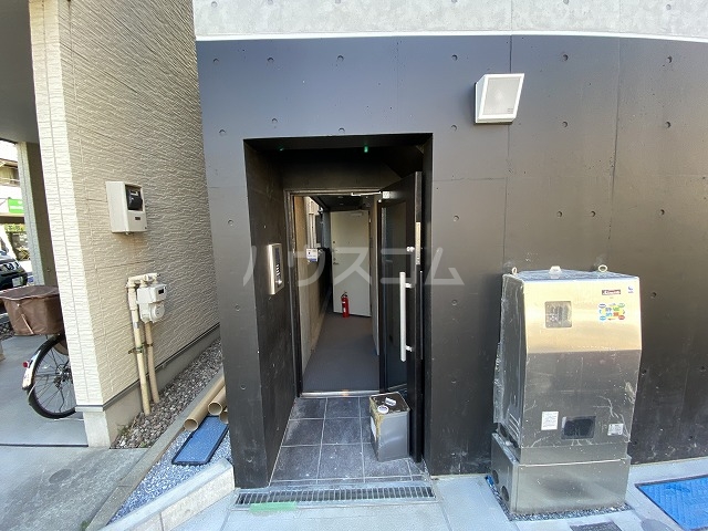 14/24 エントランス