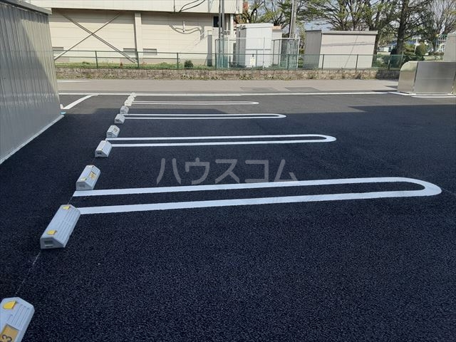 22/30 駐車場