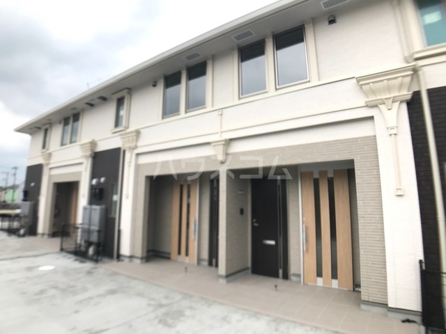 2/5 エントランス