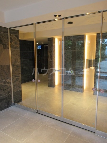 15/24 エントランス