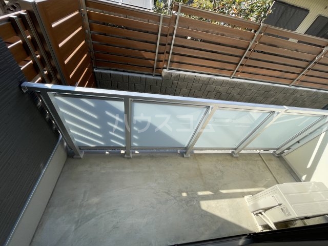 23/30 バルコニー