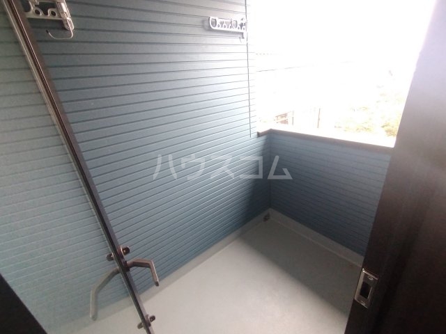 16/27 バルコニー