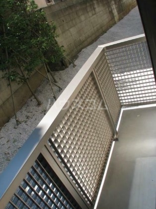 15/20 バルコニー