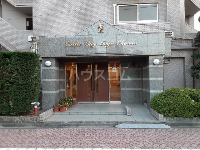 20/27 エントランス