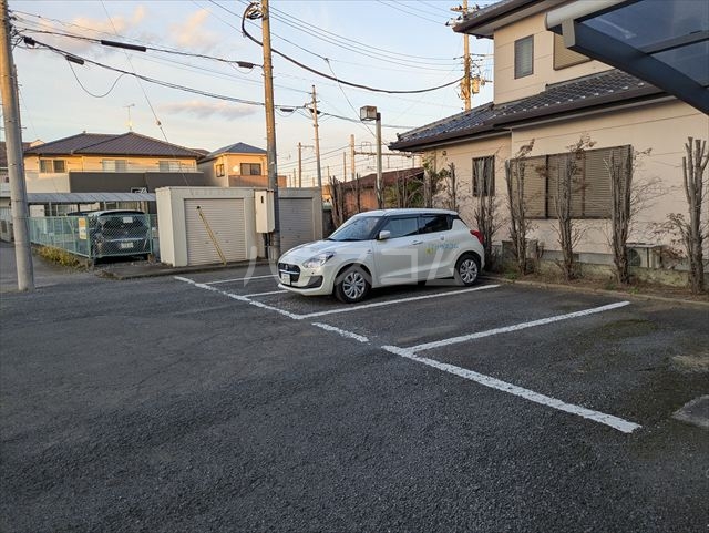 22/29 駐車場