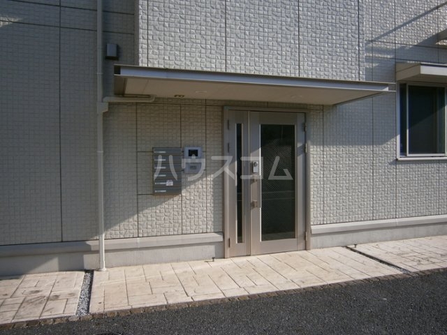 19/28 エントランス