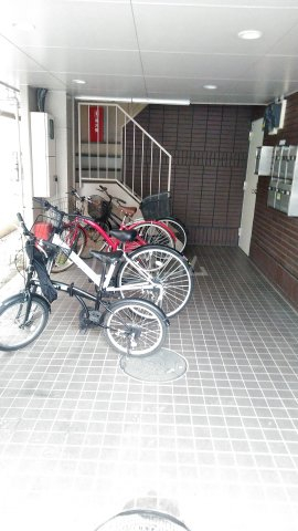 19/21 エントランス