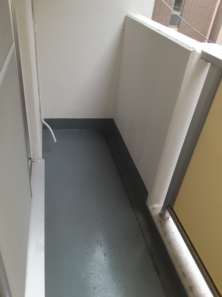 16/25 バルコニー