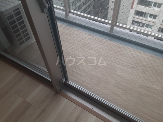 18/23 バルコニー