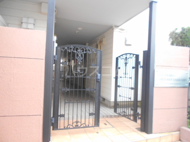 14/22 エントランス