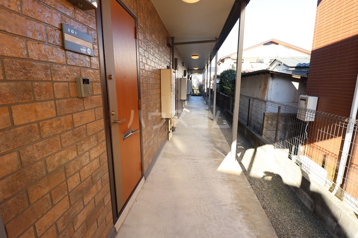 13/20 エントランス